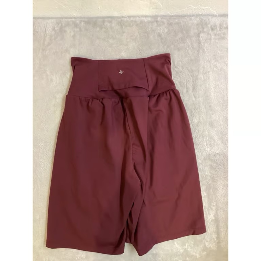 Women's High-Waist Maroon Shorts